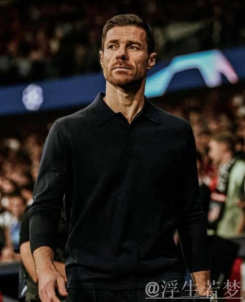 西媒:皇马开会商讨阿隆索去留,已在考察新帅候选 西媒:皇马开会商讨阿隆索去留,已在考察新帅候选